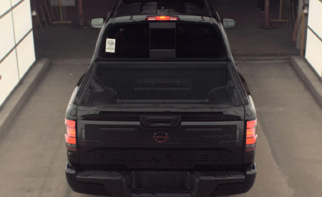 Used 2026 Nissan Frontier PRO-4X AWD/4WD image 10