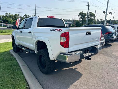 Used 2018 Toyota Tundra SR5 w/ TRD Off Road Package AWD/4WD image 4