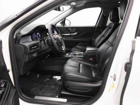 Used 2022 Lincoln Corsair AWD w/ Equipment Group 101A image 22