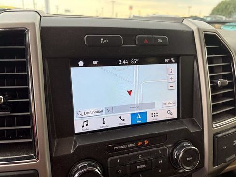 Used 2018 Ford F150 Lariat w/ Trailer Tow Package AWD/4WD image 19