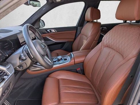 Used 2025 BMW X7 M60i w/ Executive Package AWD/4WD image 11