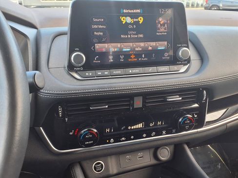 Certified 2023 Nissan Rogue SL image 24