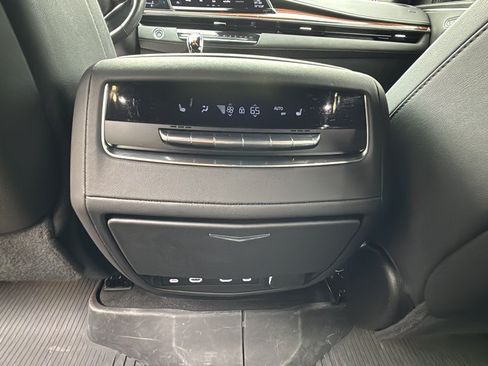Certified 2024 Cadillac Escalade ESV Premium Luxury w/ LPO, Floor Liner Package AWD/4WD image 26