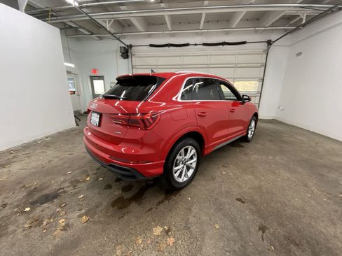 Used 2024 Audi Q3 2.0T Premium image 6