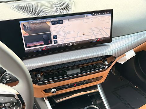 New 2026 BMW i4 eDrive40 w/ Parking Assistance Package image 27