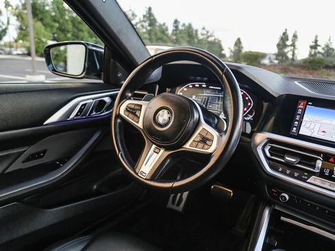 Used 2023 BMW M440i Coupe w/ Premium Package image 23