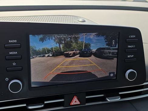 Used 2023 Hyundai Elantra SEL FWD image 23