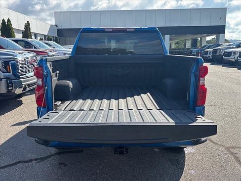 Certified 2022 Chevrolet Silverado 1500 Custom w/ Rally Edition AWD/4WD image 6