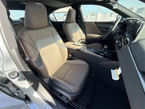 New 2025 Lexus ES 350 w/ Premium Package image 26