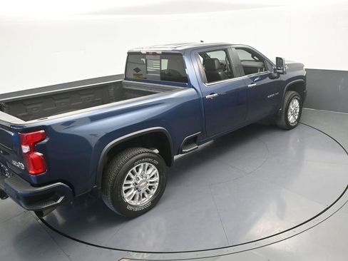 Used 2022 Chevrolet Silverado 2500 High Country w/ Z71 Off-Road Package AWD/4WD image 67
