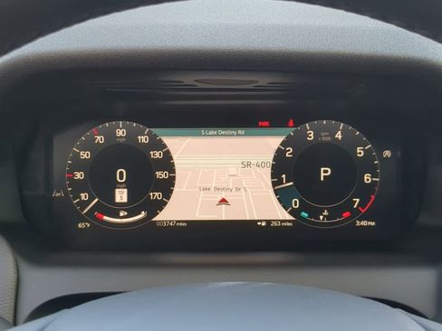 Used 2025 Land Rover Discovery Sport Dynamic SE image 45