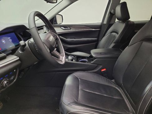 Used 2022 Jeep Grand Cherokee Limited 4xe image 17