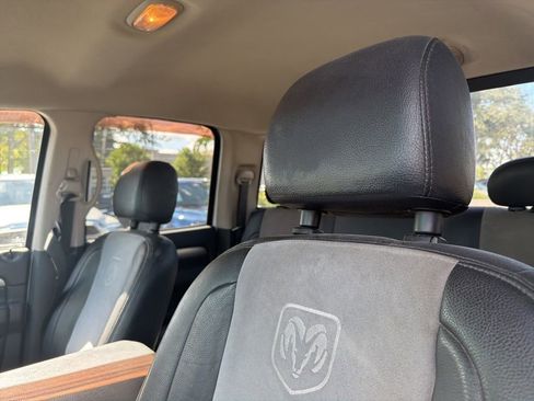 Used 2005 Dodge Ram 2500 Truck SLT image 10