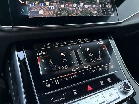 Used 2025 Audi RS Q8 performance image 17