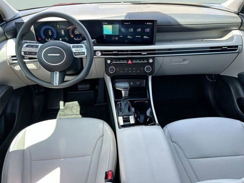 New 2026 Hyundai Tucson SEL image 16