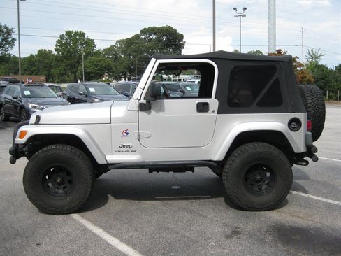 Used 2003 Jeep Wrangler X AWD/4WD image 5