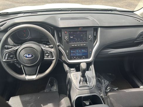 Used 2021 Subaru Outback AWD/4WD image 11