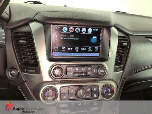 Used 2016 Chevrolet Suburban LTZ image 23