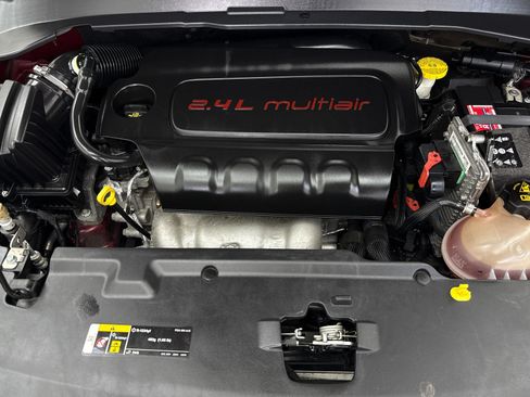 Used 2022 Jeep Compass Latitude w/ Sun and Sound Group AWD/4WD image 54