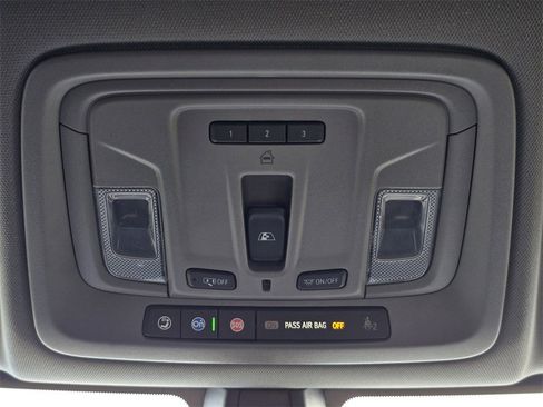 Certified 2021 Chevrolet Silverado 1500 LT Trail Boss w/ Convenience Package II image 25