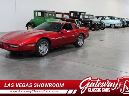 Used 1989 Chevrolet Corvette Coupe image 1
