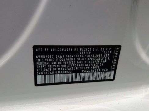 Used 2020 Volkswagen Golf 4-Door FWD image 34