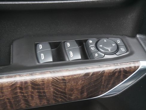 Used 2021 GMC Sierra 3500 Denali w/ Denali Ultimate Package image 16