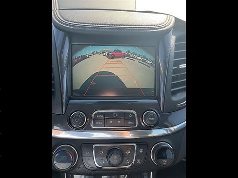 Used 2017 Chevrolet Impala LT w/ Convenience Package FWD image 15
