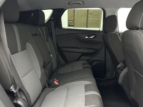 Used 2023 Chevrolet Blazer LT image 32