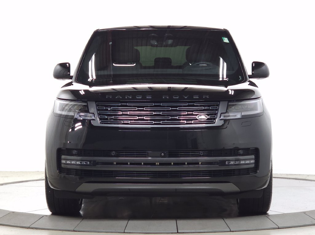 Used 2026 Land Rover Range Rover SE AWD/4WD image 11