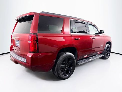 Used 2019 Chevrolet Tahoe LT w/ Luxury Package AWD/4WD image 10