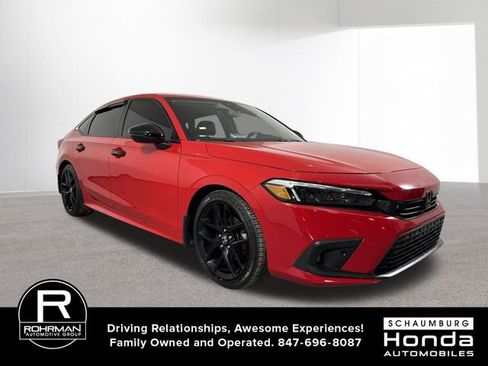 Used 2022 Honda Civic Touring image 3