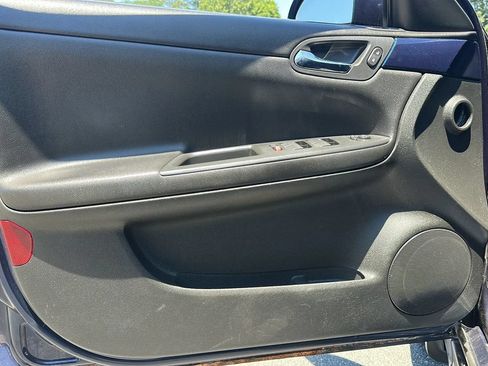 Used 2012 Chevrolet Impala LT w/ LT Sunroof Package FWD image 24
