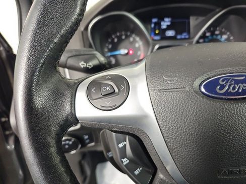 Used 2014 Ford Focus Titanium image 17
