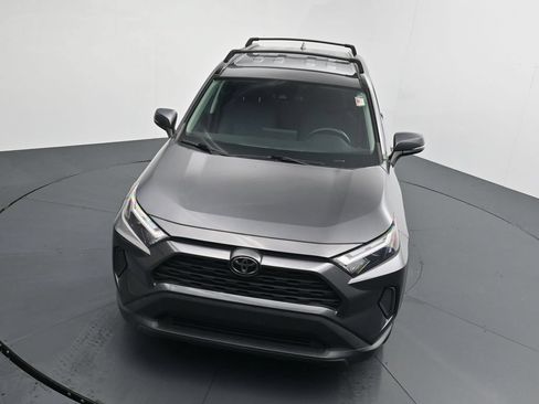 Used 2022 Toyota RAV4 XLE AWD/4WD image 11