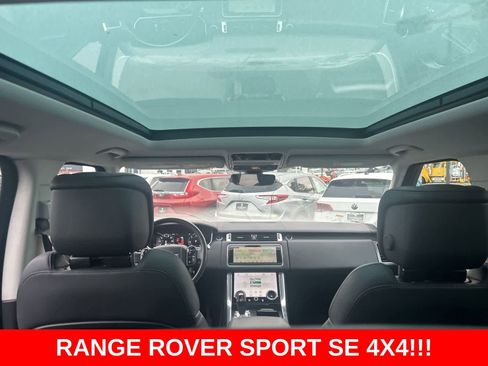 Used 2018 Land Rover Range Rover Sport SE image 33