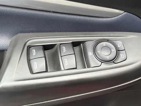 Used 2022 Chevrolet Bolt EUV Premier w/ Sun & Sound Package FWD image 14