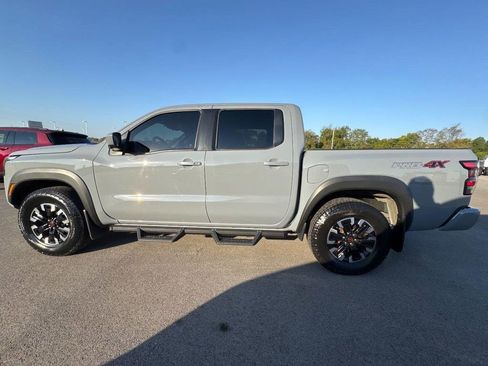 Used 2023 Nissan Frontier PRO-4X w/ Pro Convenience Package image 8