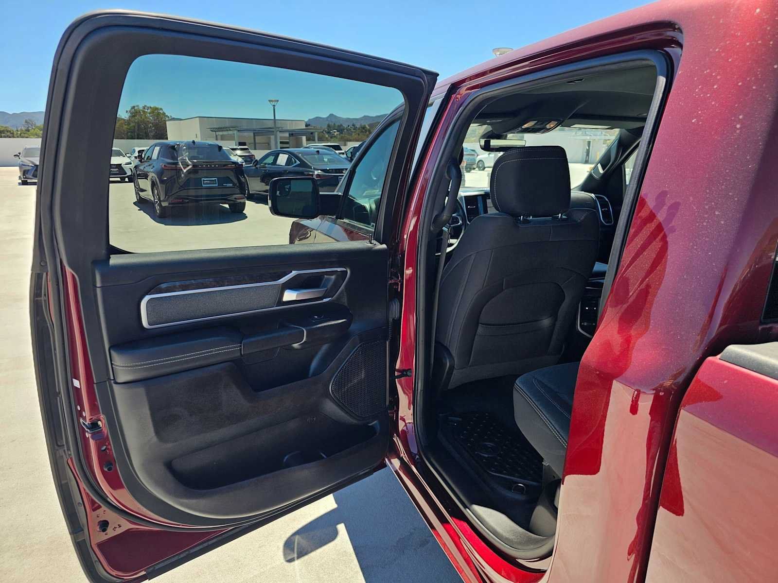 Used 2022 RAM 1500 Big Horn AWD/4WD image 15