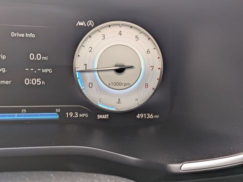 Used 2021 Hyundai Santa Fe Limited FWD image 22