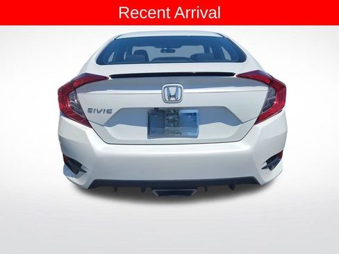 Used 2020 Honda Civic Sport image 6