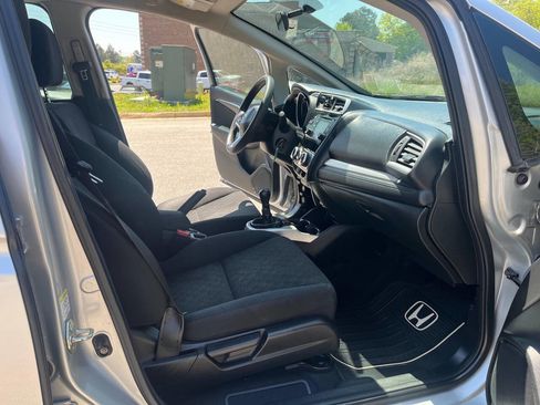 Used 2015 Honda Fit LX image 19