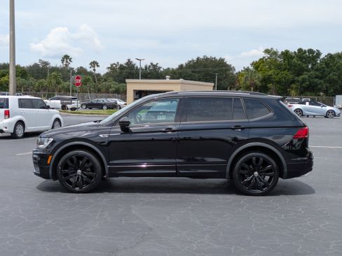 Used 2021 Volkswagen Tiguan SE R-Line FWD image 3