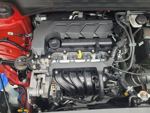 Used 2022 Hyundai Venue SEL FWD image 30