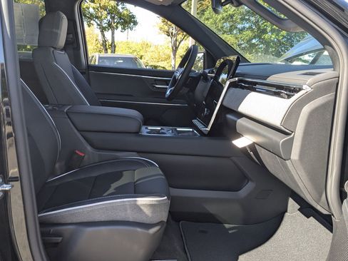 New 2026 GMC Sierra EV Elevation image 24