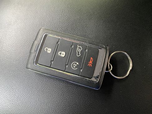 Used 2022 Jeep Grand Cherokee L Laredo w/ Luxury Tech Group I AWD/4WD image 40