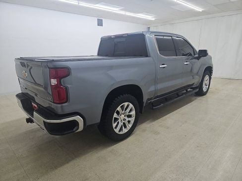 Used 2021 Chevrolet Silverado 1500 LTZ w/ LTZ Premium Package image 17