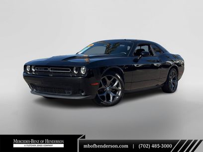 Used 2016 Dodge Challenger SXT w/ Driver Convenience Group