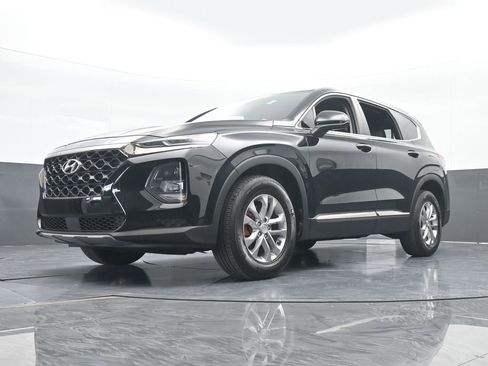 Used 2019 Hyundai Santa Fe SE w/ Cargo Package image 51