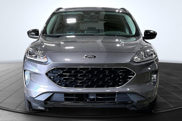 Used 2021 Ford Escape SEL w/ SEL Stealth AWD Package image 3